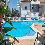 Moonstar Ayyildiz Séjour chez l'habitant Ölüdeniz